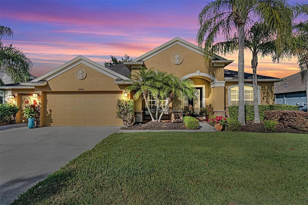 8806 CRYSTAL CREEK COURT