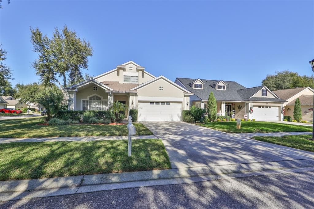 2139 BRANDON PARK CIRCLE BRANDON, FL 33510