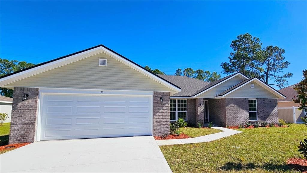 40 LUDLOW LANE E PALM COAST, FL 32137