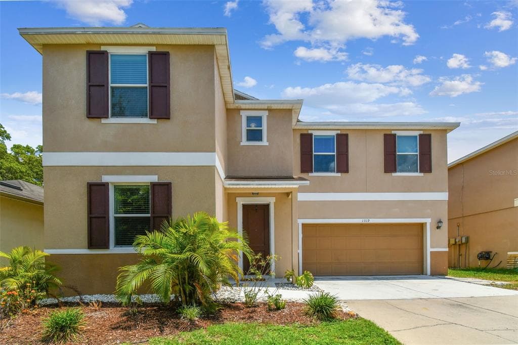 1319 CANYON OAKS DRIVE BRANDON, FL 33510