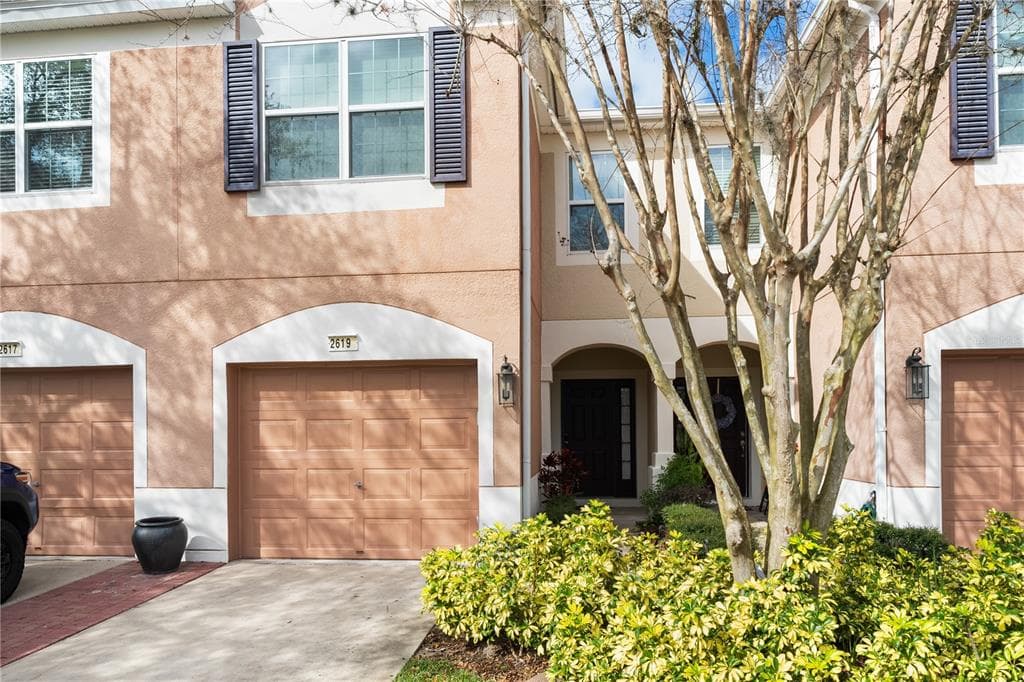 2619 REDFORD WAY WESLEY CHAPEL, FL 33544