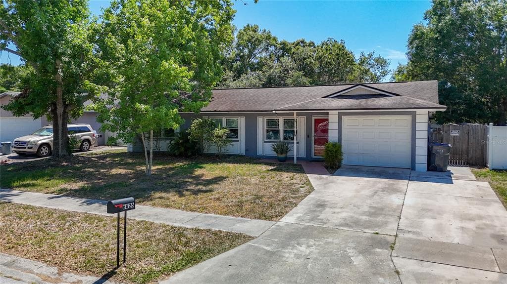 6626 WINDING OAK DRIVE TAMPA, FL 33625