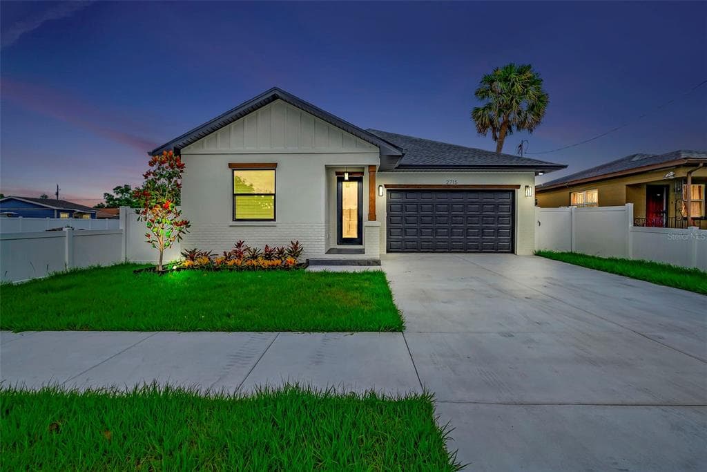 2715 W IVY STREET TAMPA, FL 33607