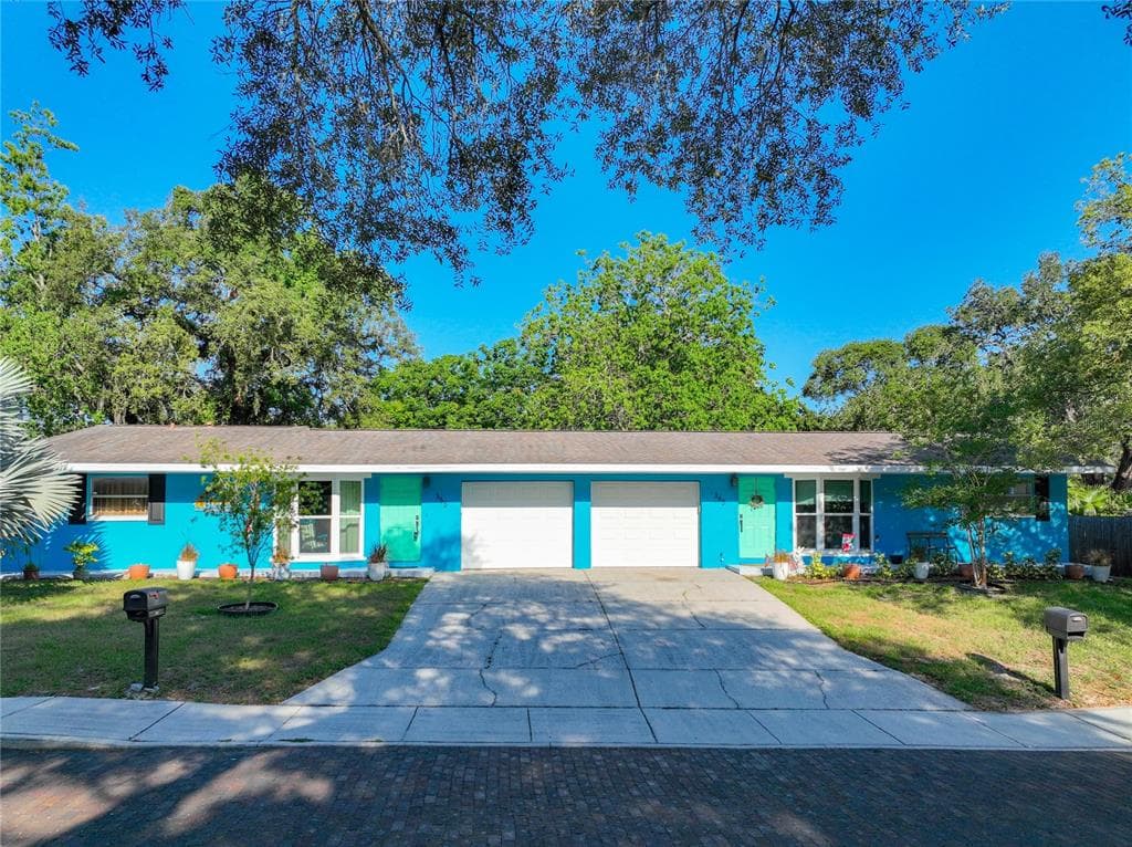 355 2ND AVENUE N SAFETY HARBOR, FL 34695