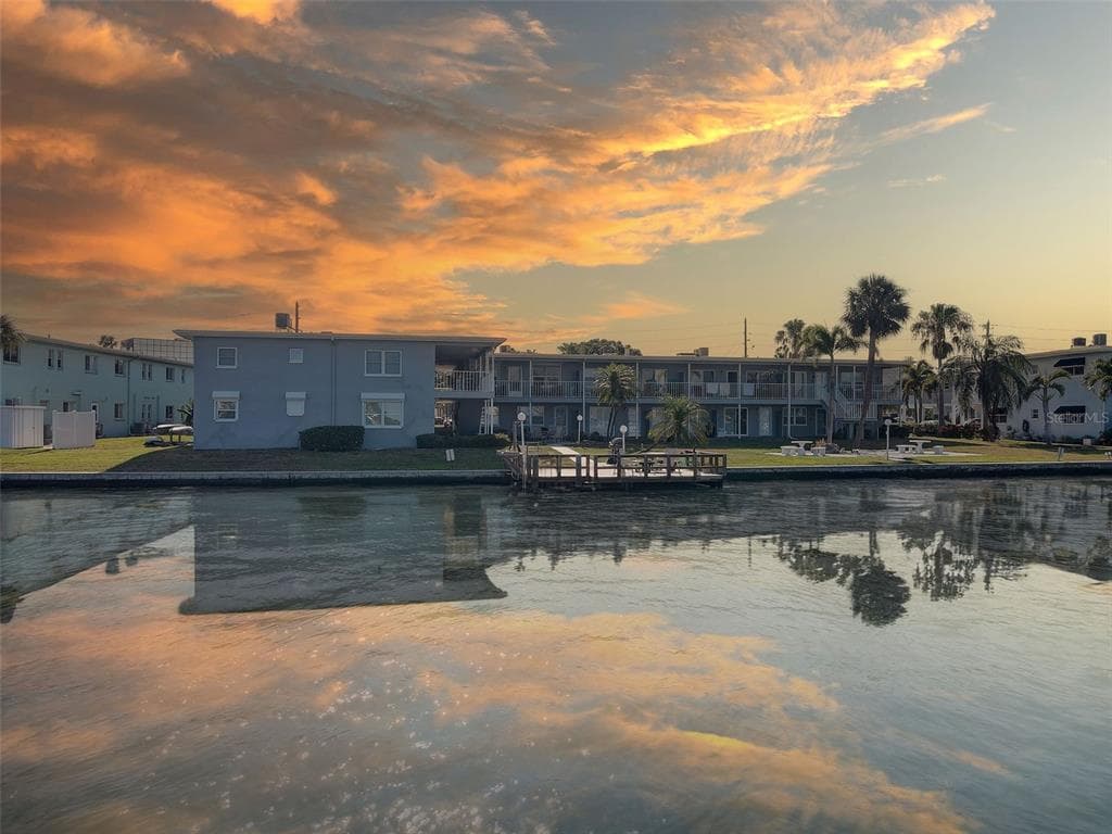 129 104TH AVENUE UNIT 109