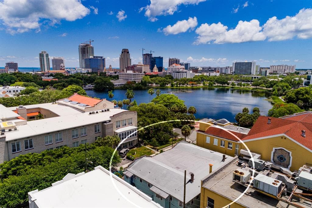 308 GROVE STREET N ST PETERSBURG, FL 33701