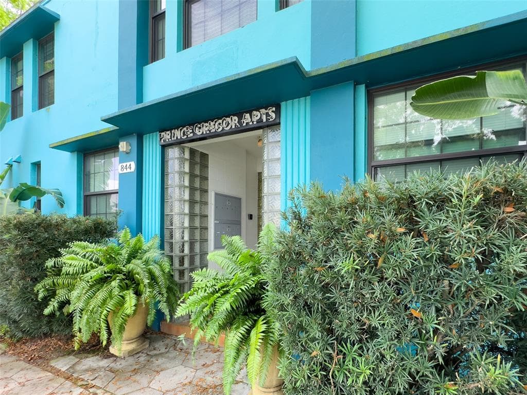 844 5TH AVENUE S UNIT 6 ST PETERSBURG, FL 33701
