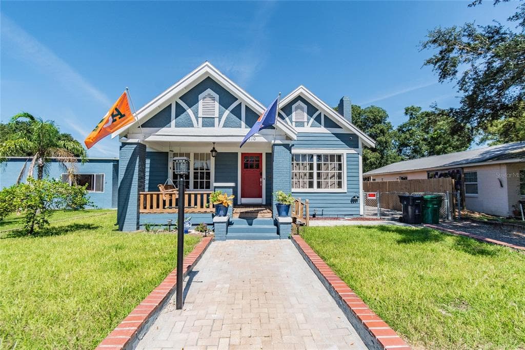 310 E PARIS STREET TAMPA, FL 33604