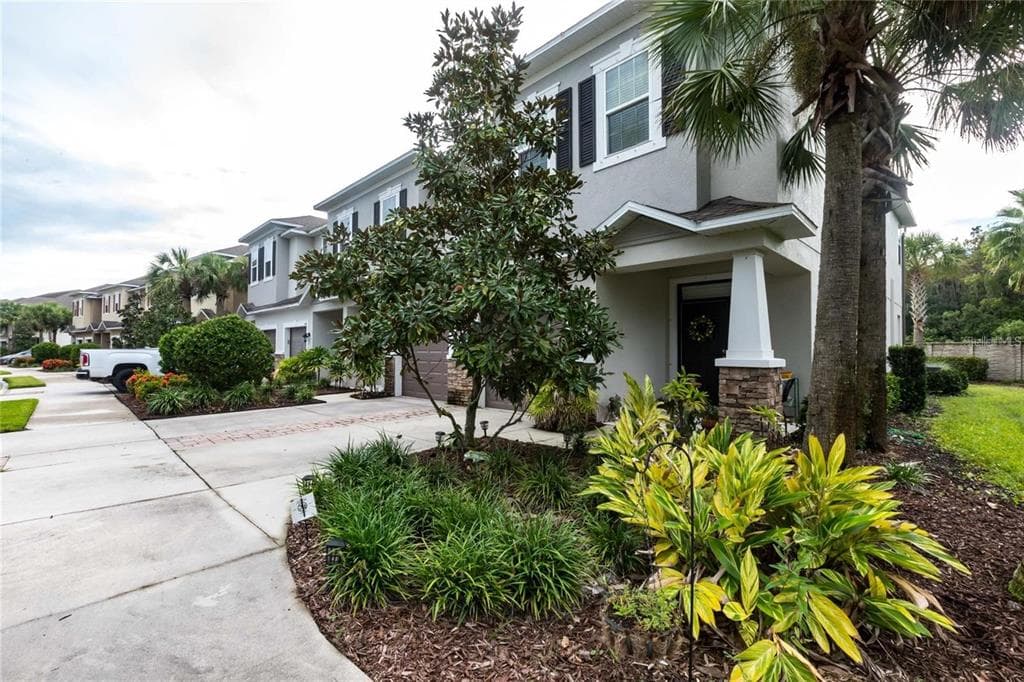 608 CABERNET WAY OLDSMAR, FL 34677