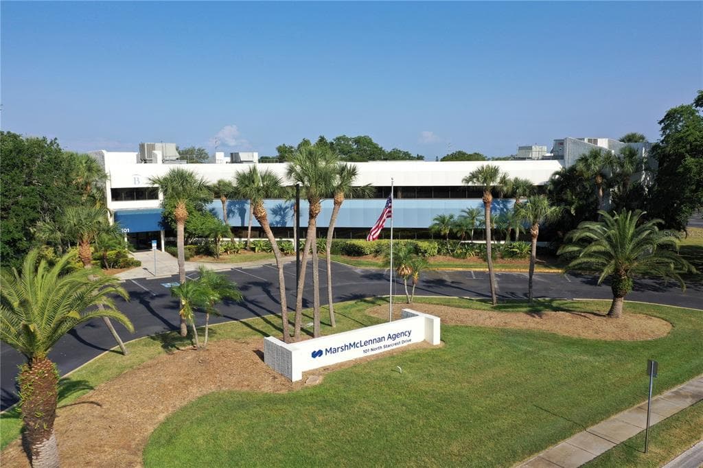 101 N STARCREST DRIVE CLEARWATER, FL 33765