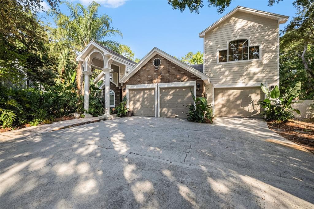 5002 SWALLOW DRIVE LAND O LAKES, FL 34639