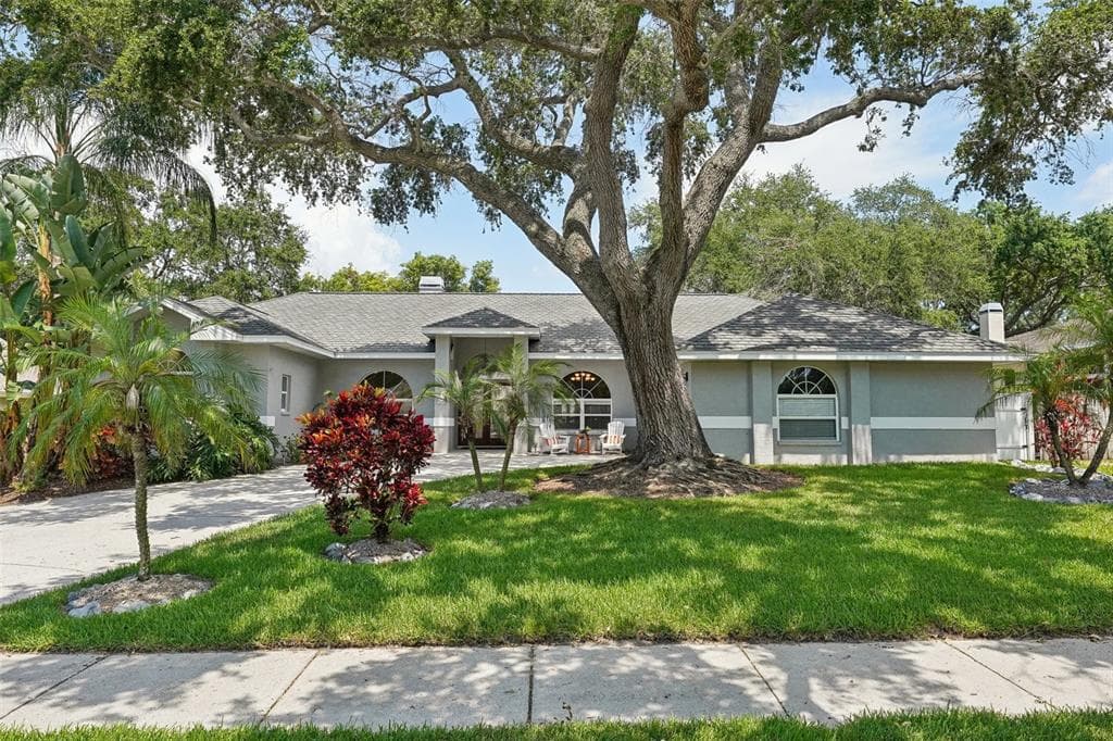 673 WESTFIELD COURT