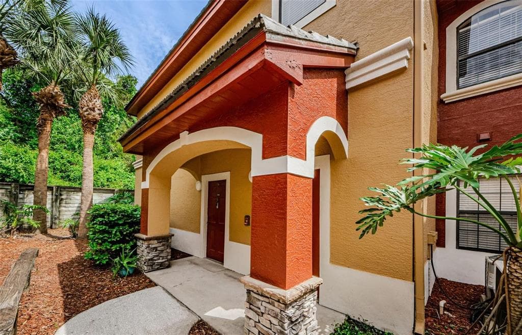 2279 PORTOFINO PLACE UNIT -2028 PALM HARBOR, FL 34683