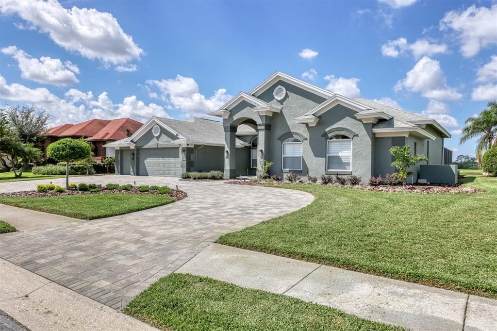 2505 LITTLE COUNTRY ROAD