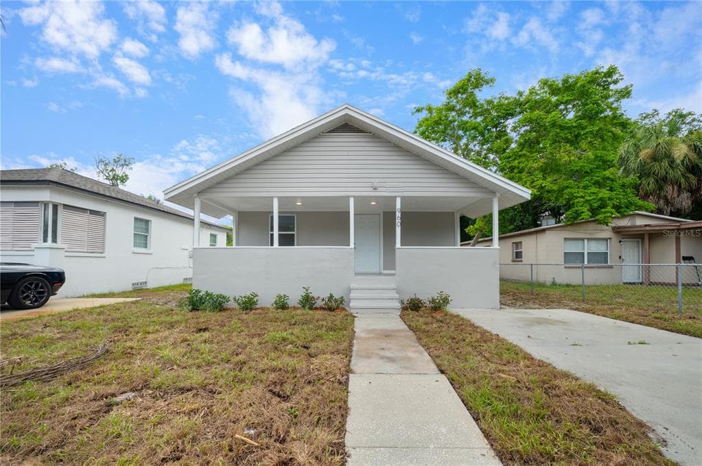 960 18TH STREET S ST PETERSBURG, FL 33712