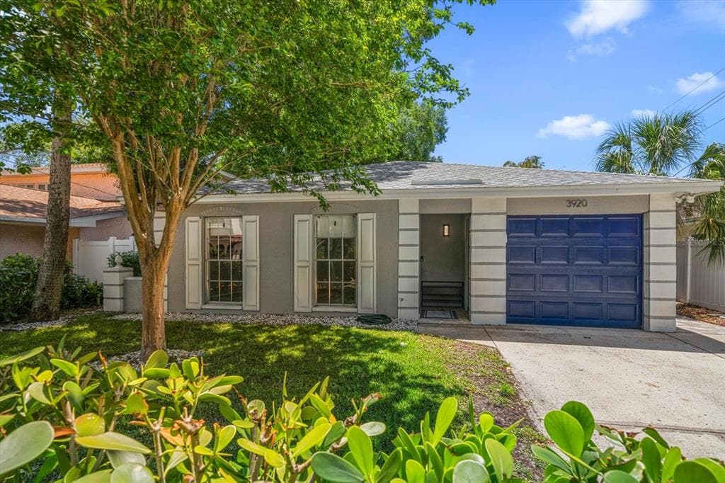 3920 W BARCELONA STREET TAMPA, FL 33629
