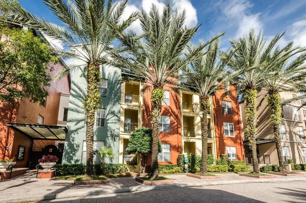 2411 W HORATIO STREET UNIT 525 TAMPA, FL 33609