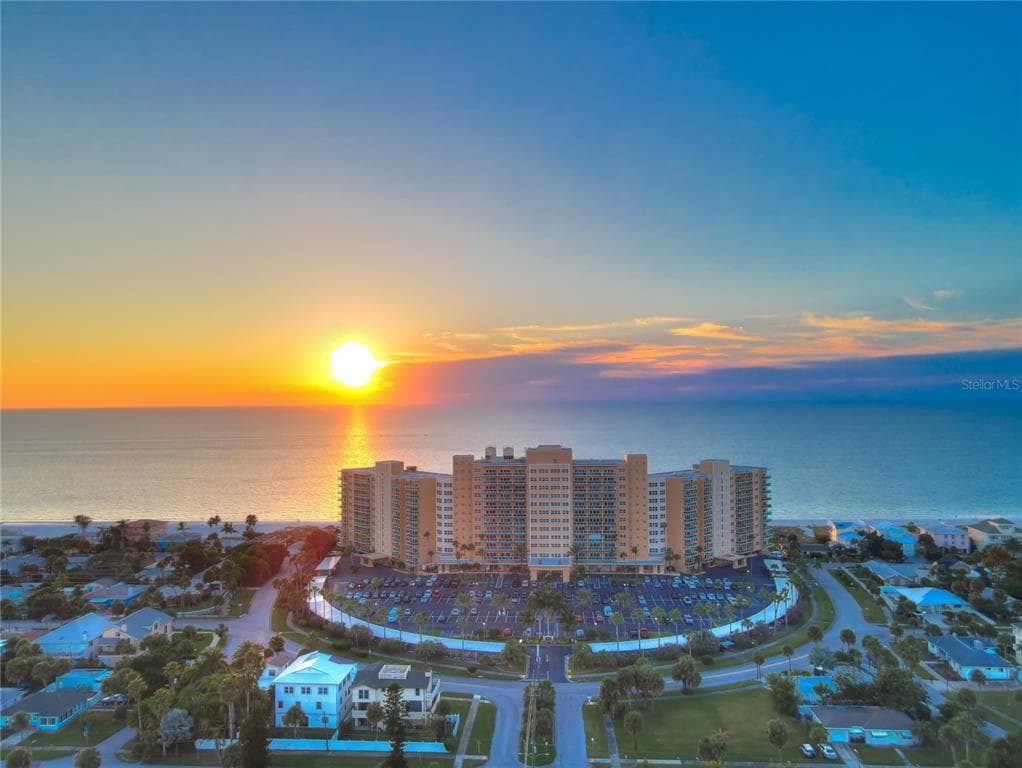 880 MANDALAY AVENUE UNIT N313 CLEARWATER, FL 33767