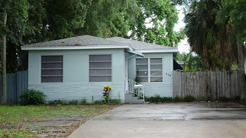 366 45TH AVENUE N ST PETERSBURG, FL 33703