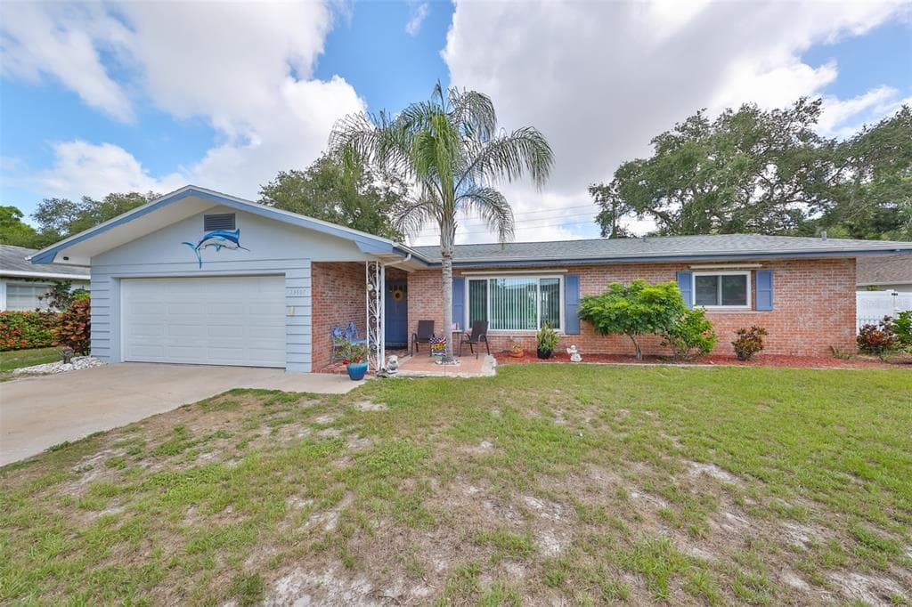 13607 101ST TERRACE SEMINOLE, FL 33776