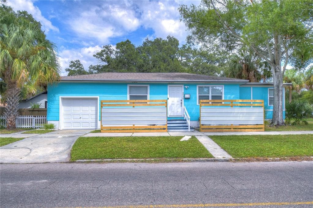 2530 7TH STREET S ST PETERSBURG, FL 33705