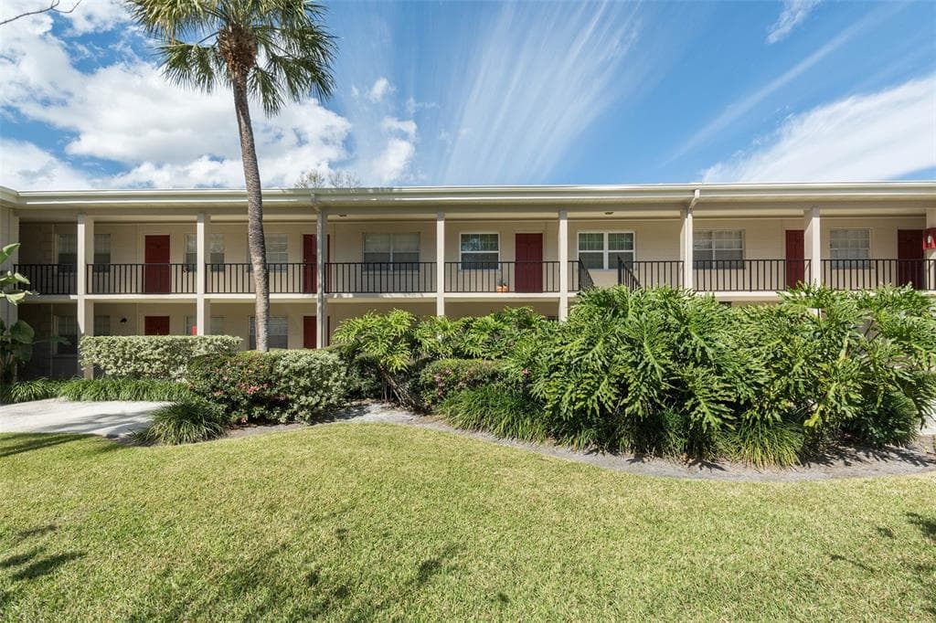 2207 S CAROLINA AVENUE UNIT 29 TAMPA, FL 33629