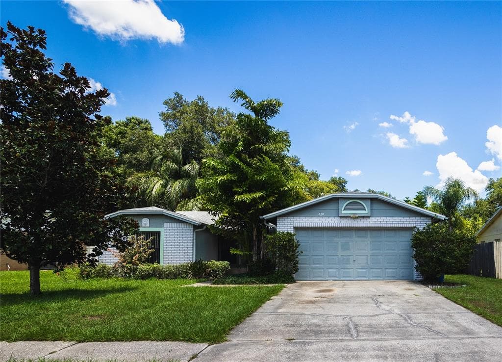 1520 LONG POND DRIVE