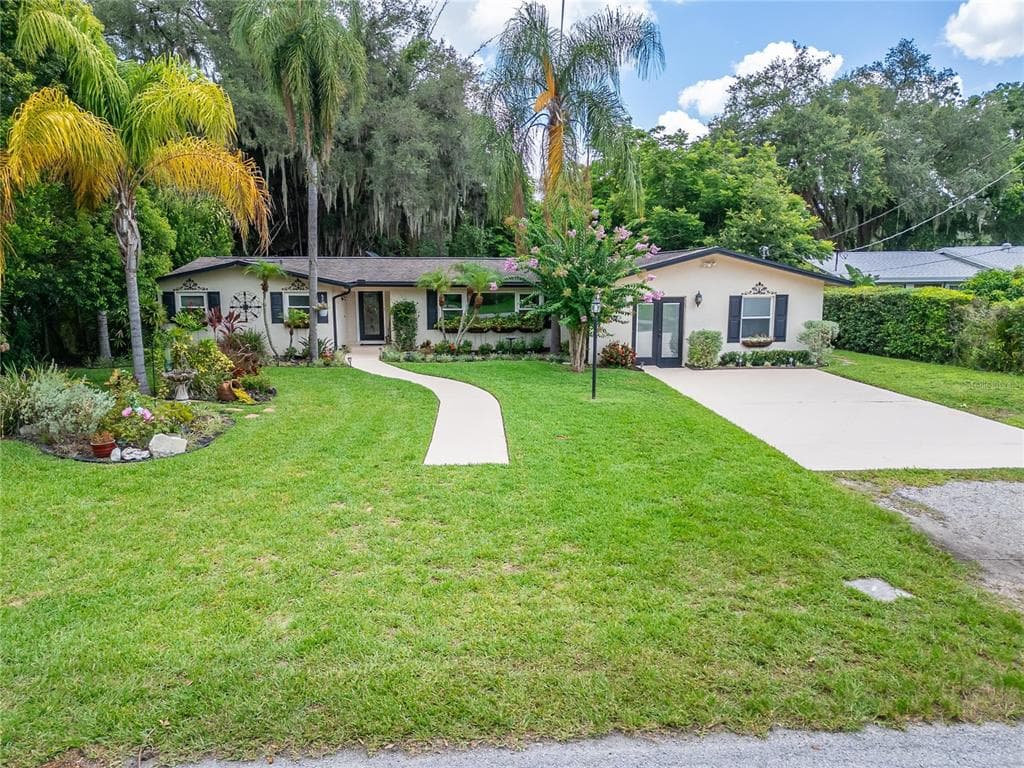 806 FIG TREE LANE