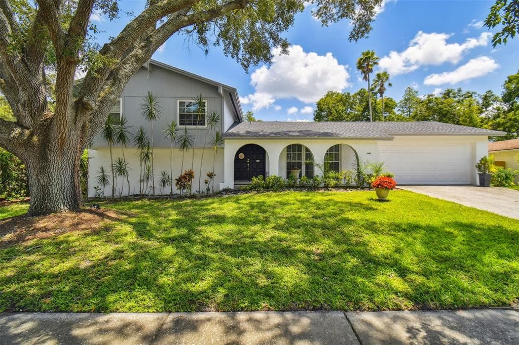 4506 HUNTSMAN COURT TAMPA, FL 33624