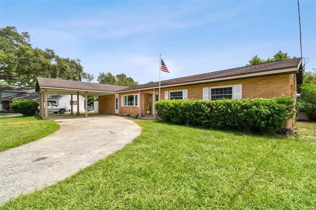 2106 MALIBU DRIVE BRANDON, FL 33511