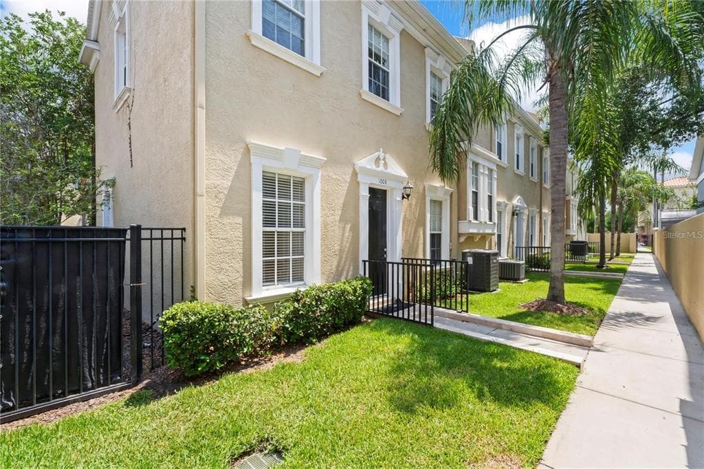 1008 EDISON PARK COURT UNIT 1008 TAMPA, FL 33606