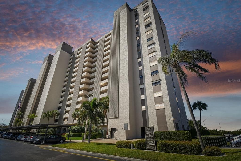 7050 SUNSET DRIVE S UNIT 203 SOUTH PASADENA, FL 33707