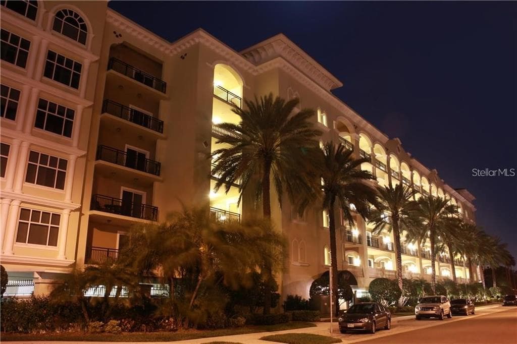 202 WINDWARD PASSAGE UNIT 311 CLEARWATER BEACH, FL 33767