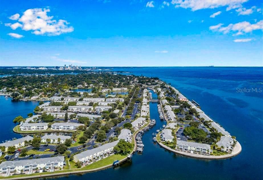 5245 COQUINA KEY DRIVE SE UNIT A (Furnished) ST PETERSBURG, FL 33705