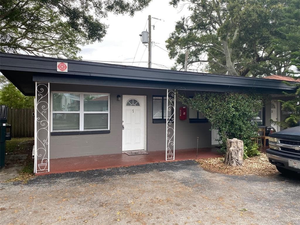 412 S AURORA UNIT 5 CLEARWATER, FL 33765