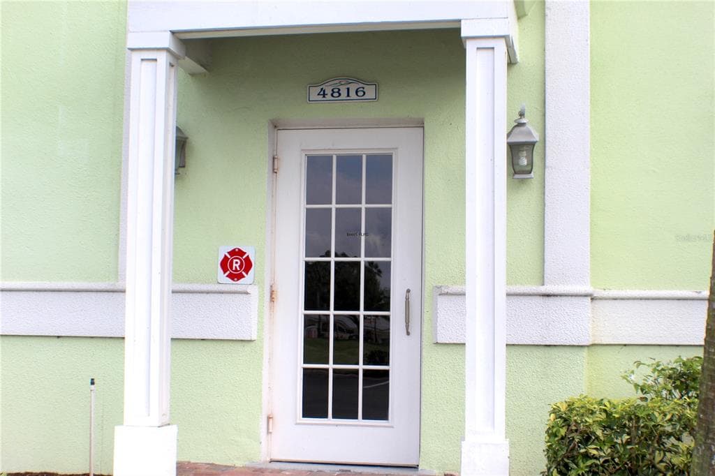 4816 SNOOK DRIVE SE UNIT D ST PETERSBURG, FL 33705