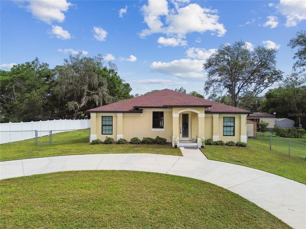 12405 CLEAR LAKE DRIVE NEW PORT RICHEY, FL 34654