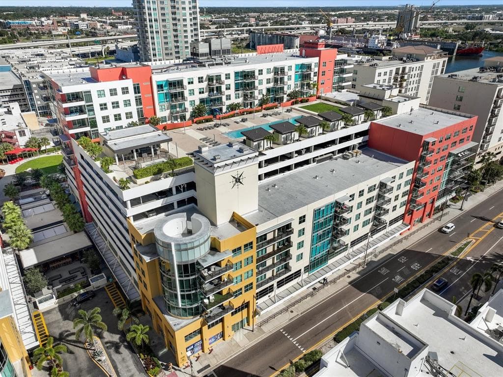 1208 E KENNEDY BOULEVARD UNIT 829
