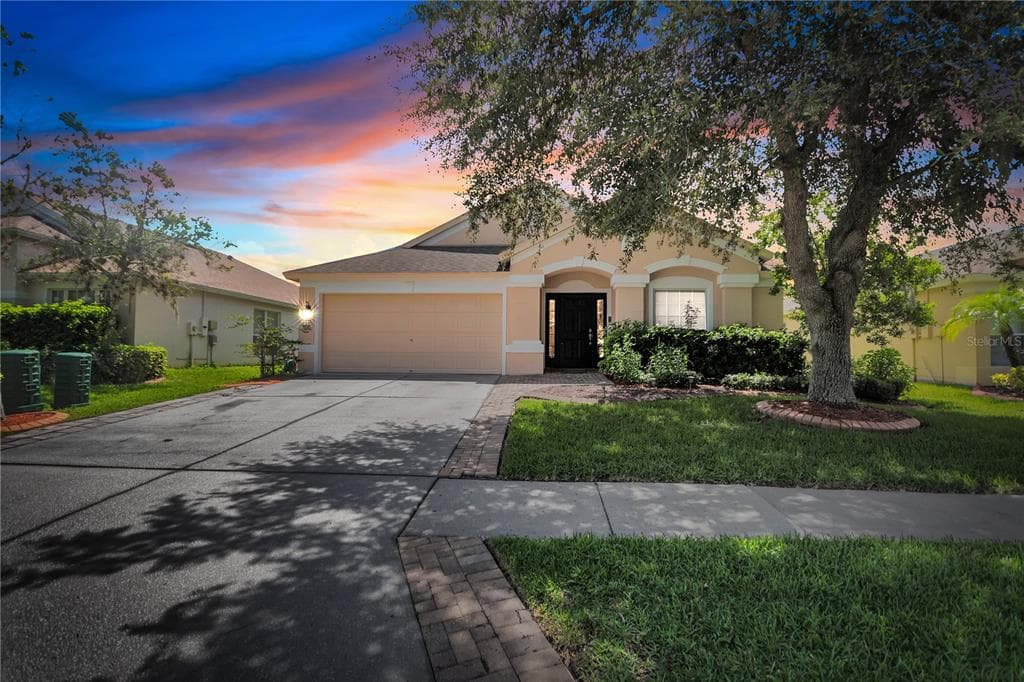 7830 MARINERS HARBOUR DRIVE WESLEY CHAPEL, FL 33545