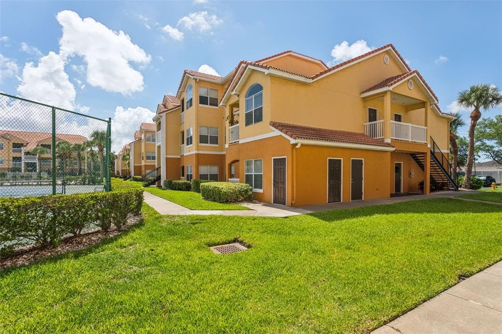 10764 70TH AVENUE UNIT 6102