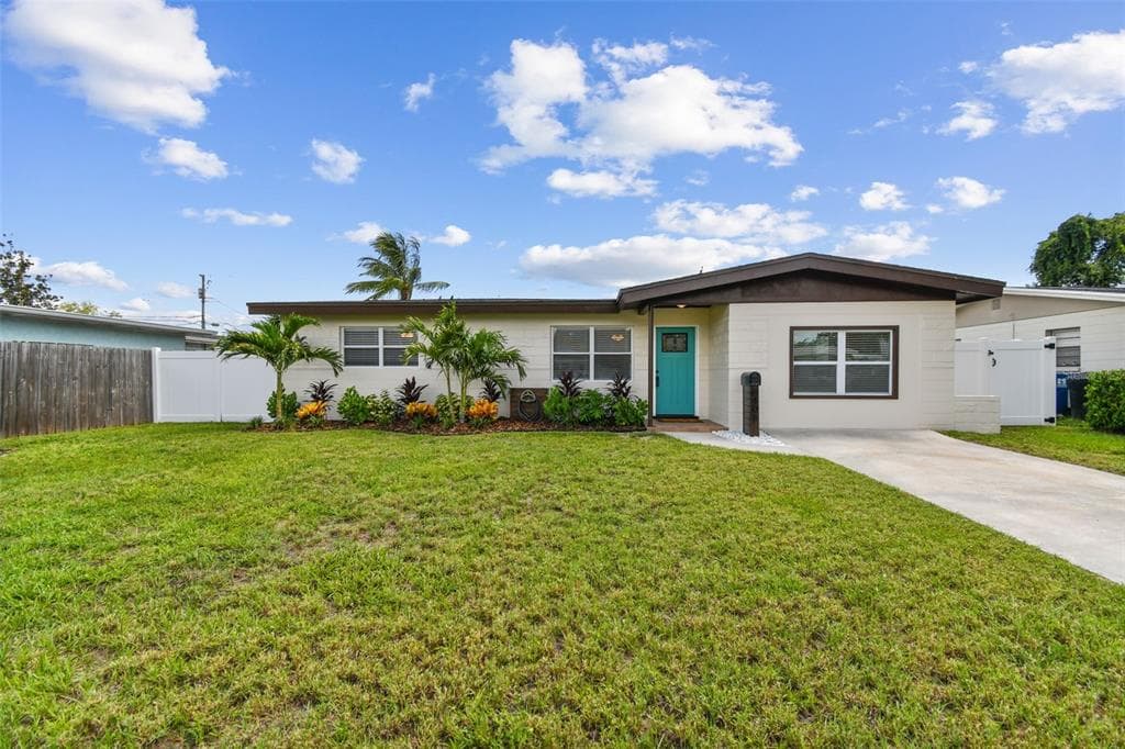 6408 34TH AVENUE N ST PETERSBURG, FL 33710