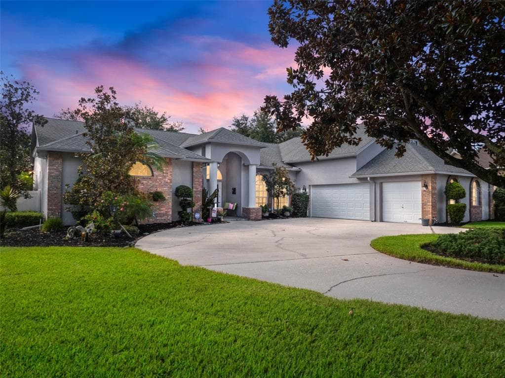 2531 REGAL RIVER ROAD VALRICO, FL 33596