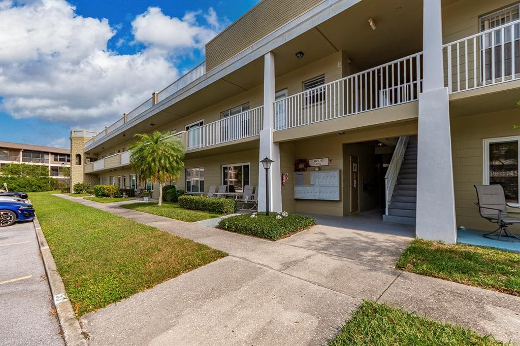 2391 SUMATRAN WAY UNIT 55 CLEARWATER, FL 33763