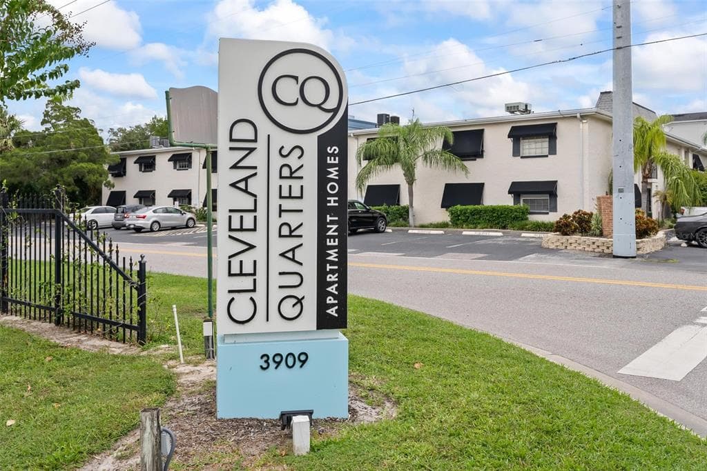 3909 W CLEVELAND STREET UNIT 203 TAMPA, FL 33609
