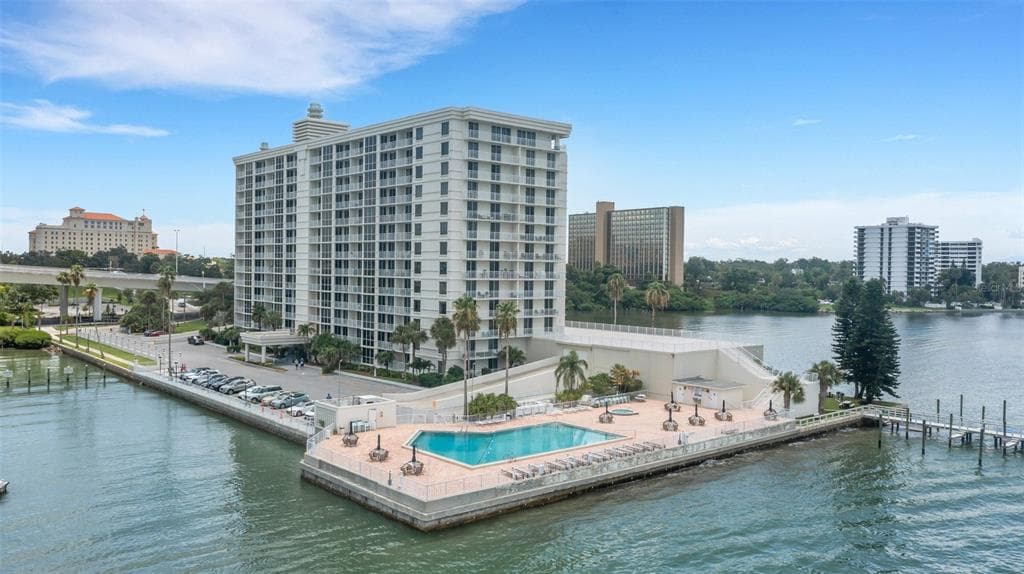 100 PIERCE STREET UNIT 701 CLEARWATER, FL 33756