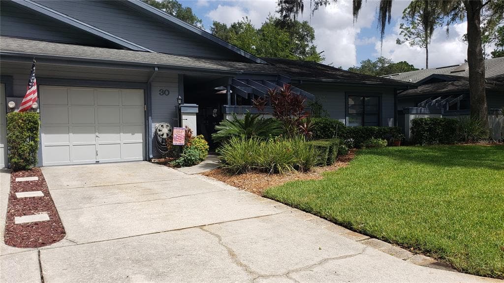 30 SUMMERWINDS LN