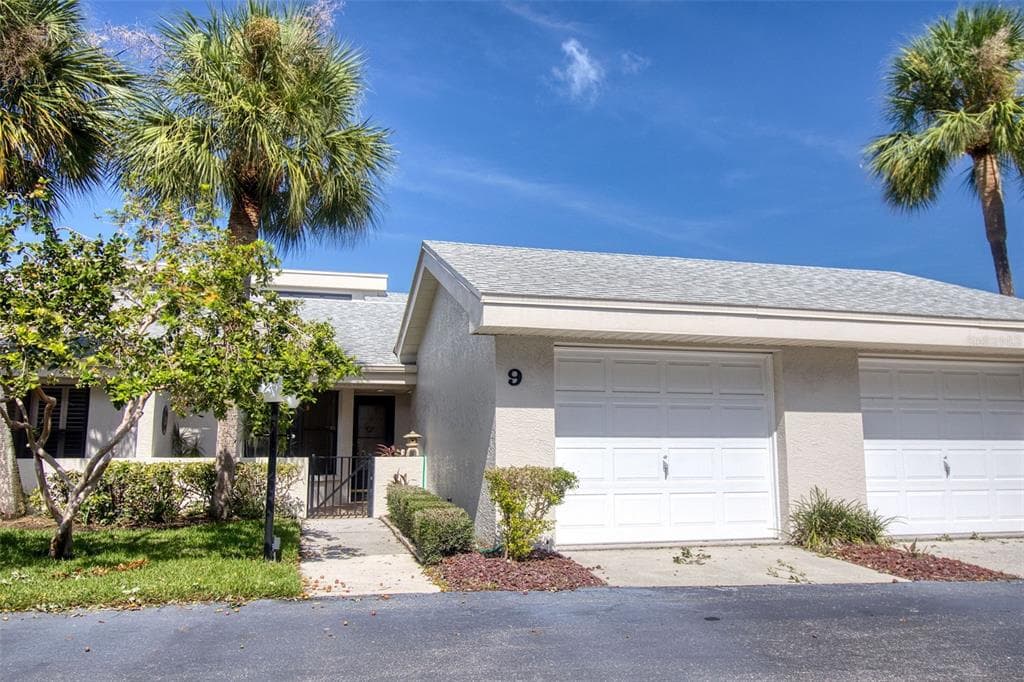 1308 PASADENA AVENUE S UNIT 9 SOUTH PASADENA, FL 33707