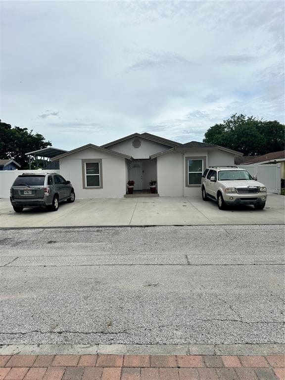 9606 LAMBROOK COURT TAMPA, FL 33615