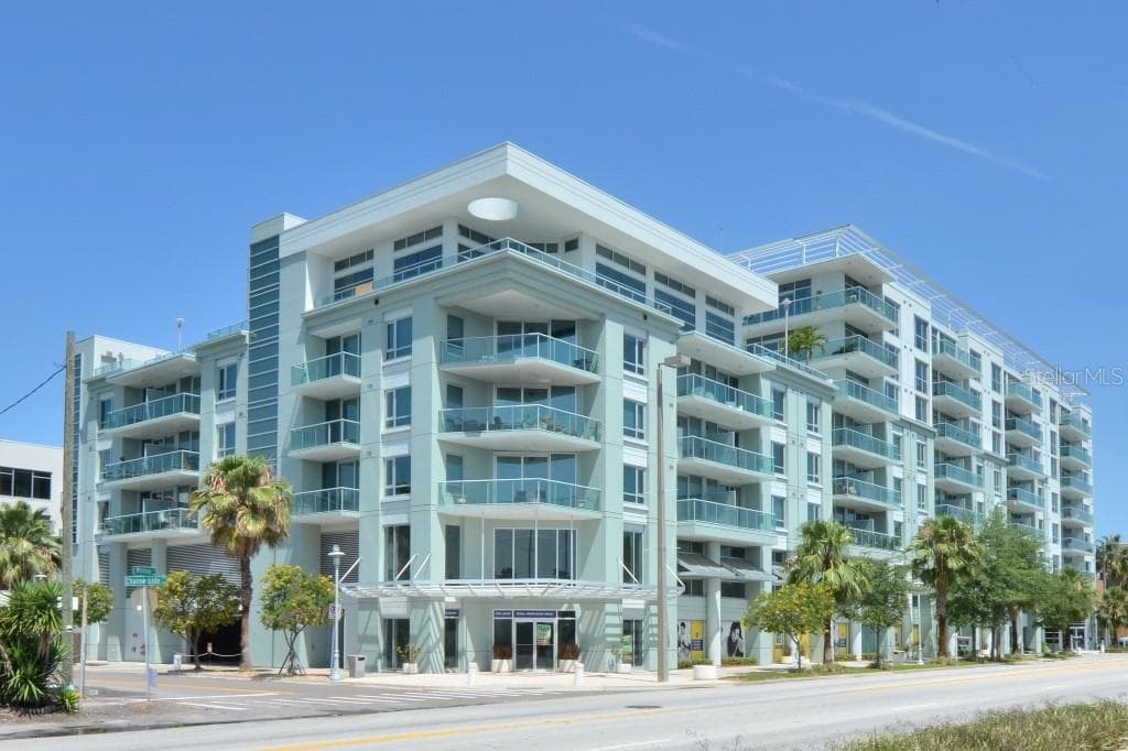 111 N 12TH STREET UNIT 1309 TAMPA, FL 33602