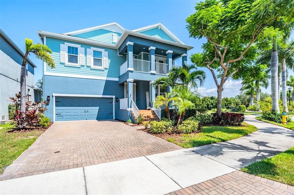 905 SEAGRAPE DRIVE
